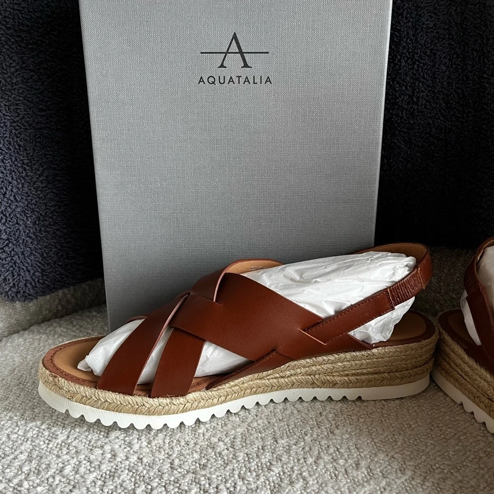 NWT Aquatalia Leather Amaya espadrille sandals~ size 10M